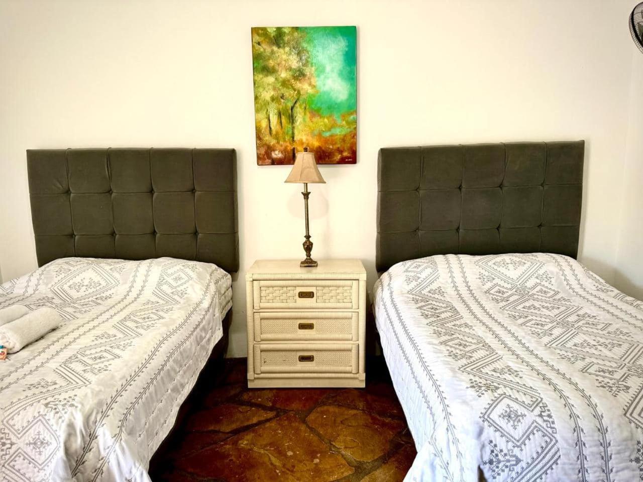 La Casita Inn Bustamante Buitenkant foto