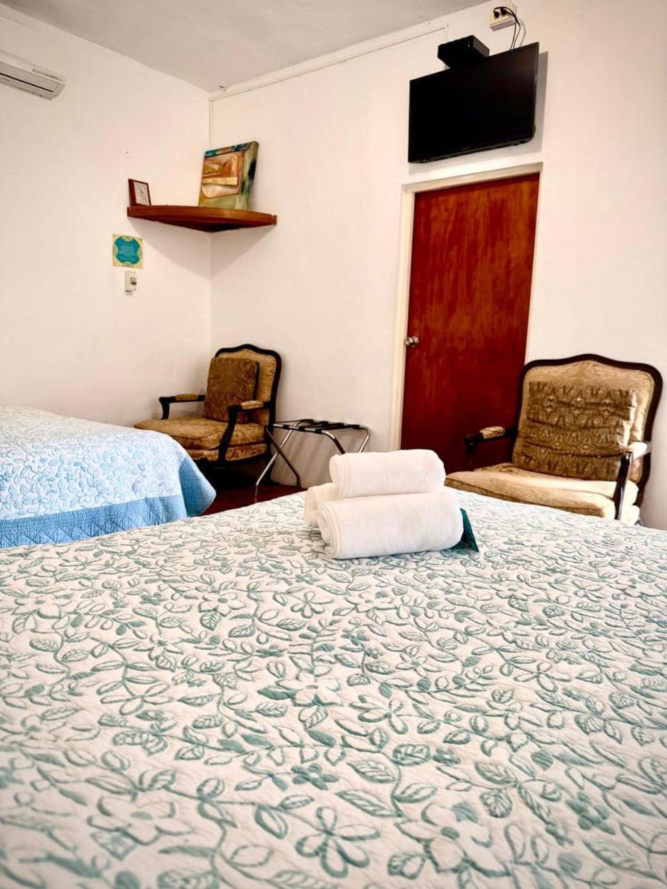 La Casita Inn Bustamante Buitenkant foto