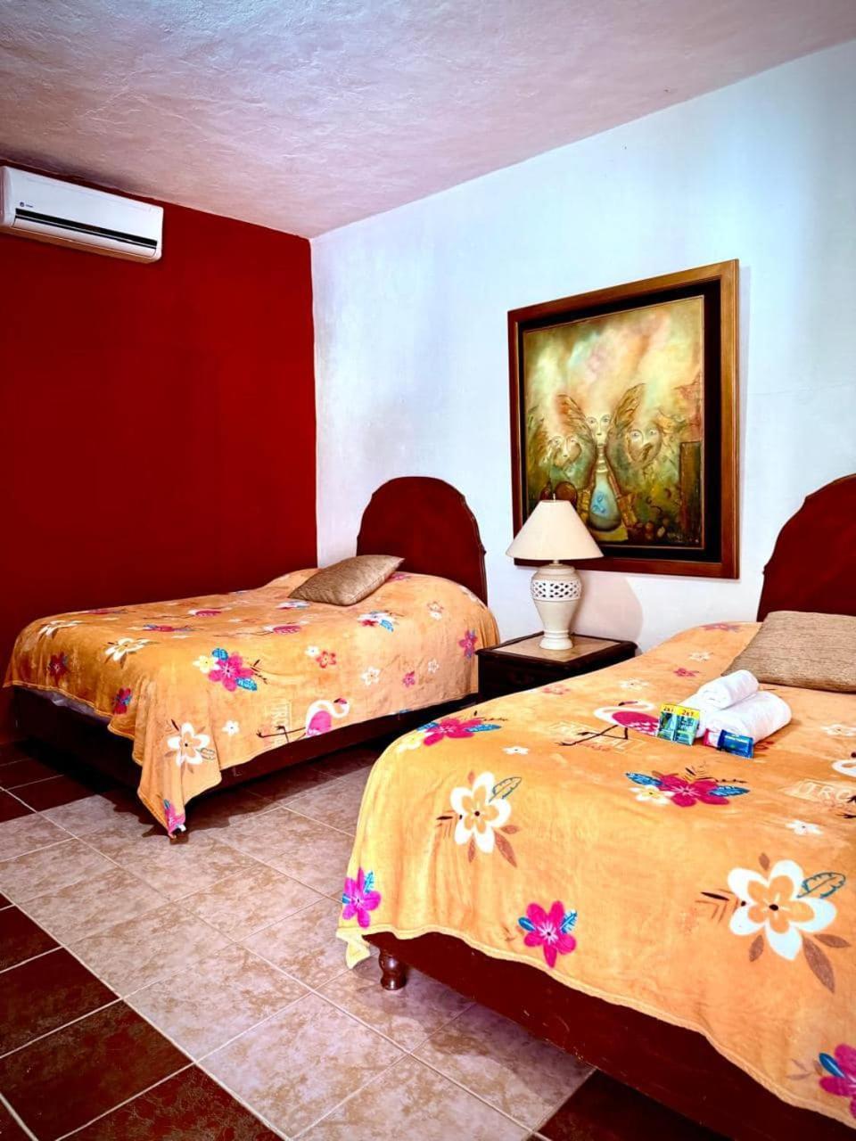 La Casita Inn Bustamante Buitenkant foto