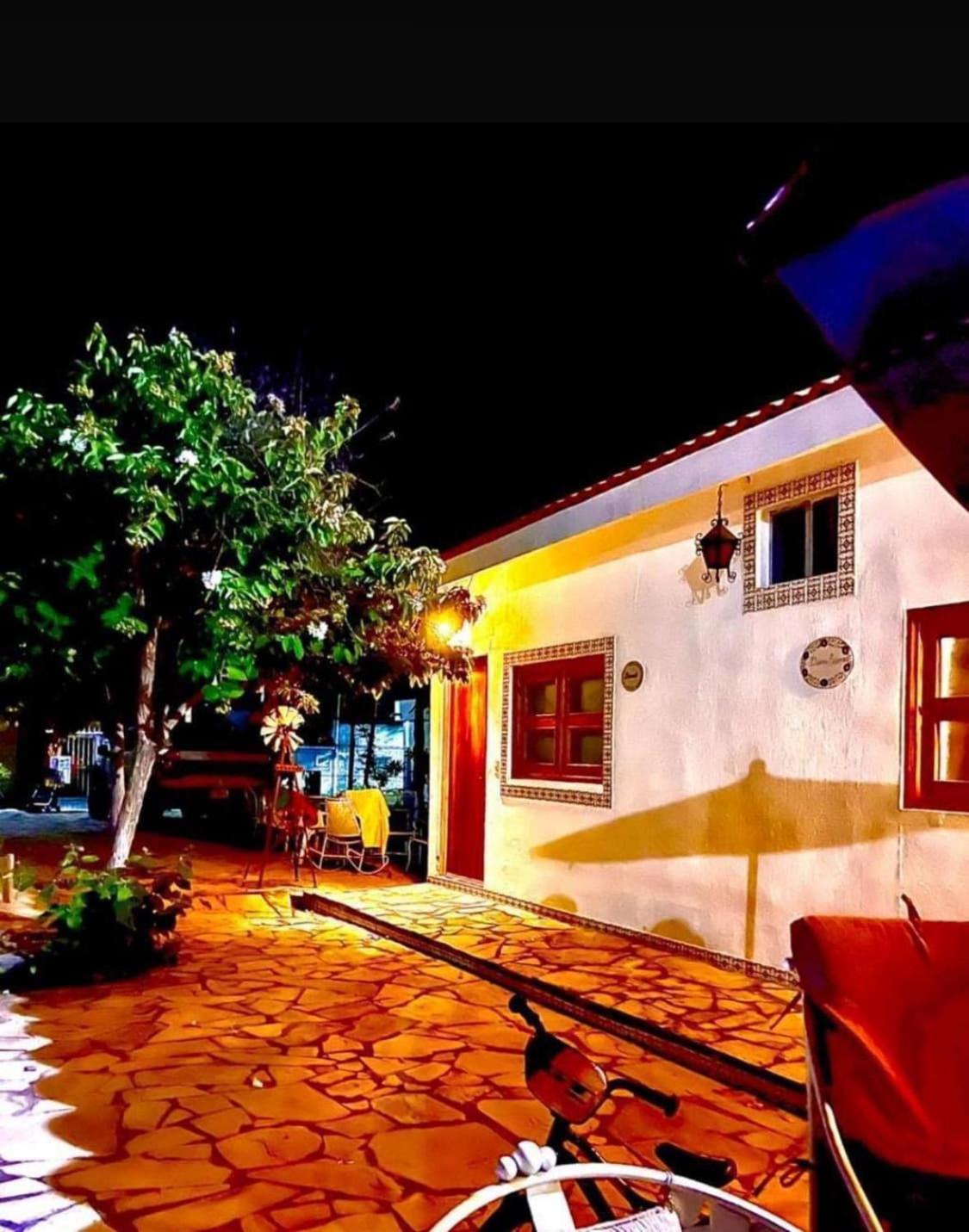 La Casita Inn Bustamante Buitenkant foto